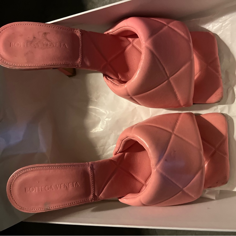 Bottega Veneta SIZE 39 originally $900